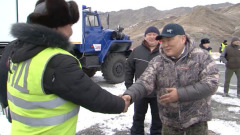 Тува выставила передвижной пост ДПС на въезде в республику с западного направления